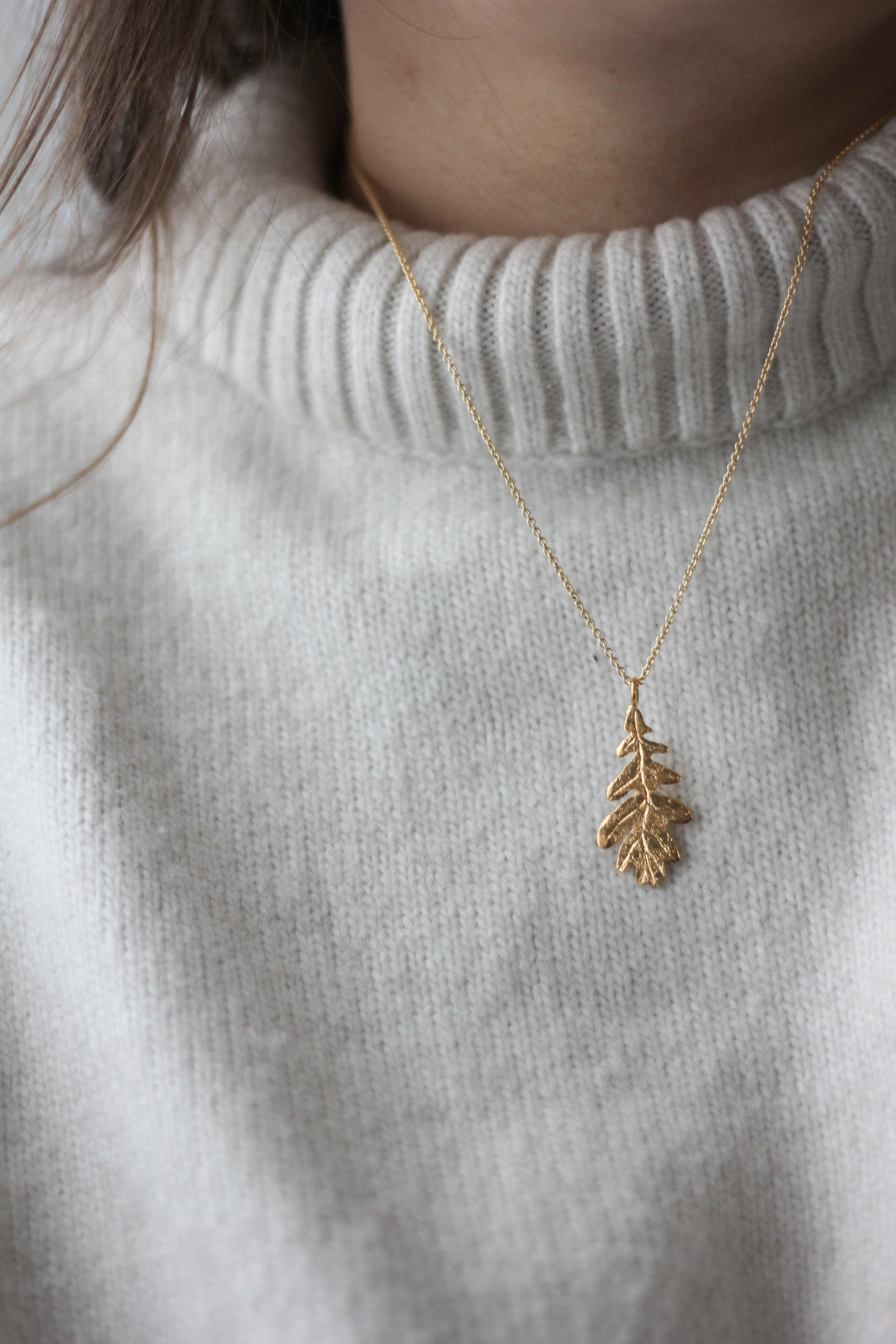 Oak necklace large