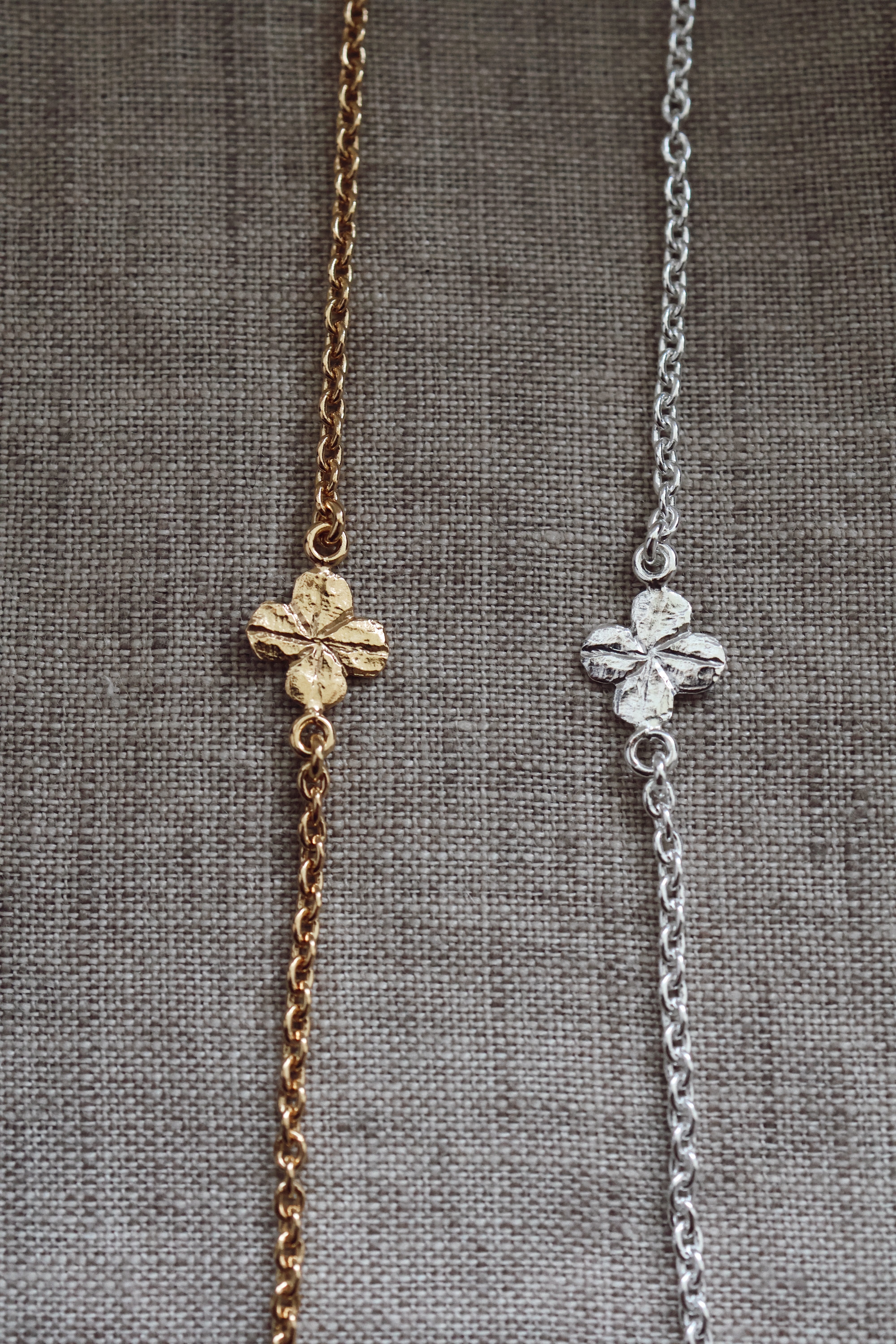 Clover bracelet