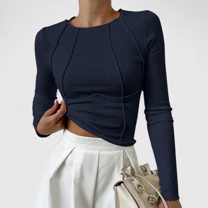 Lystina | Elegant Ribbestrikket Langermet Topp