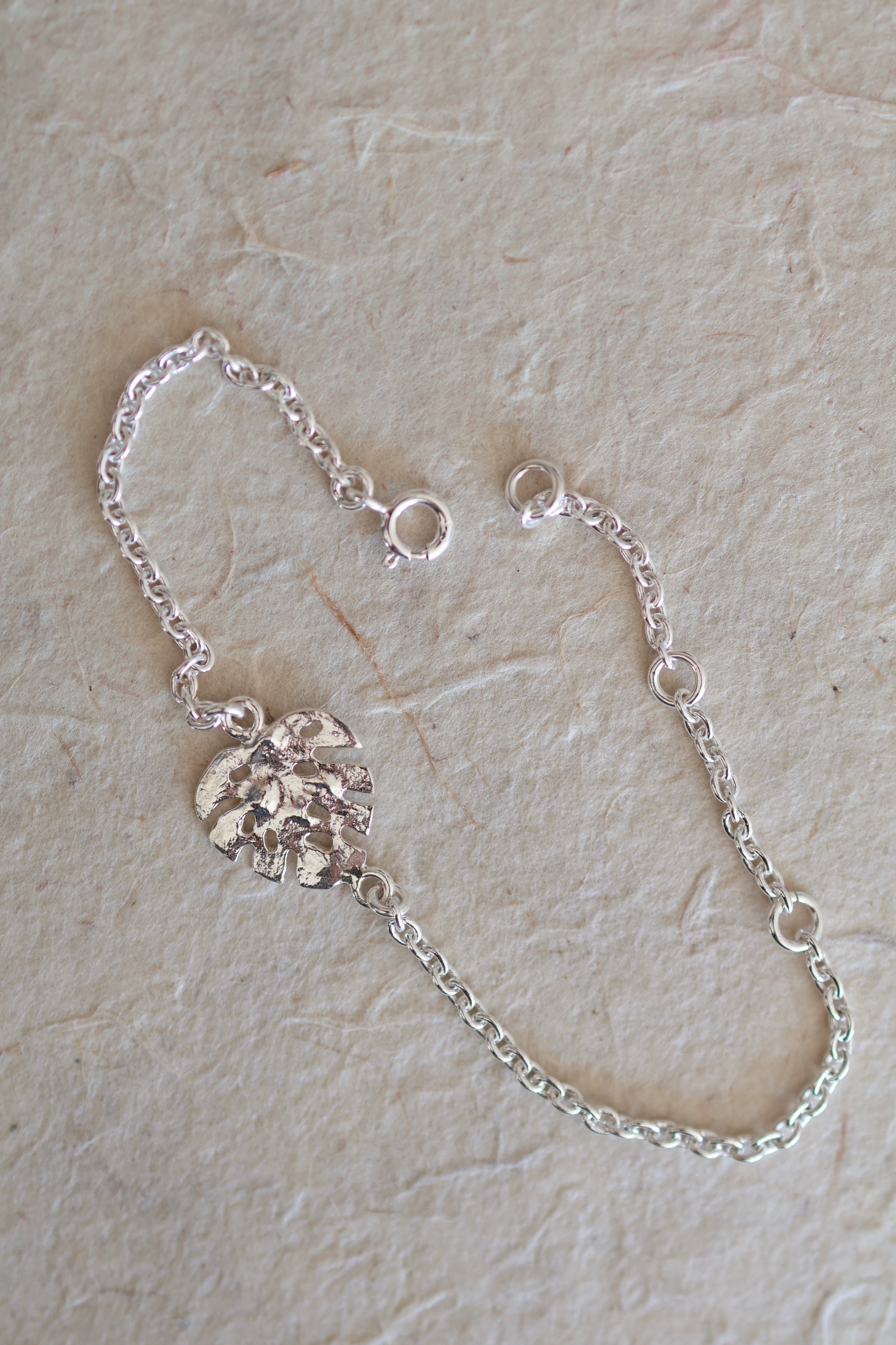 Monstera bracelet