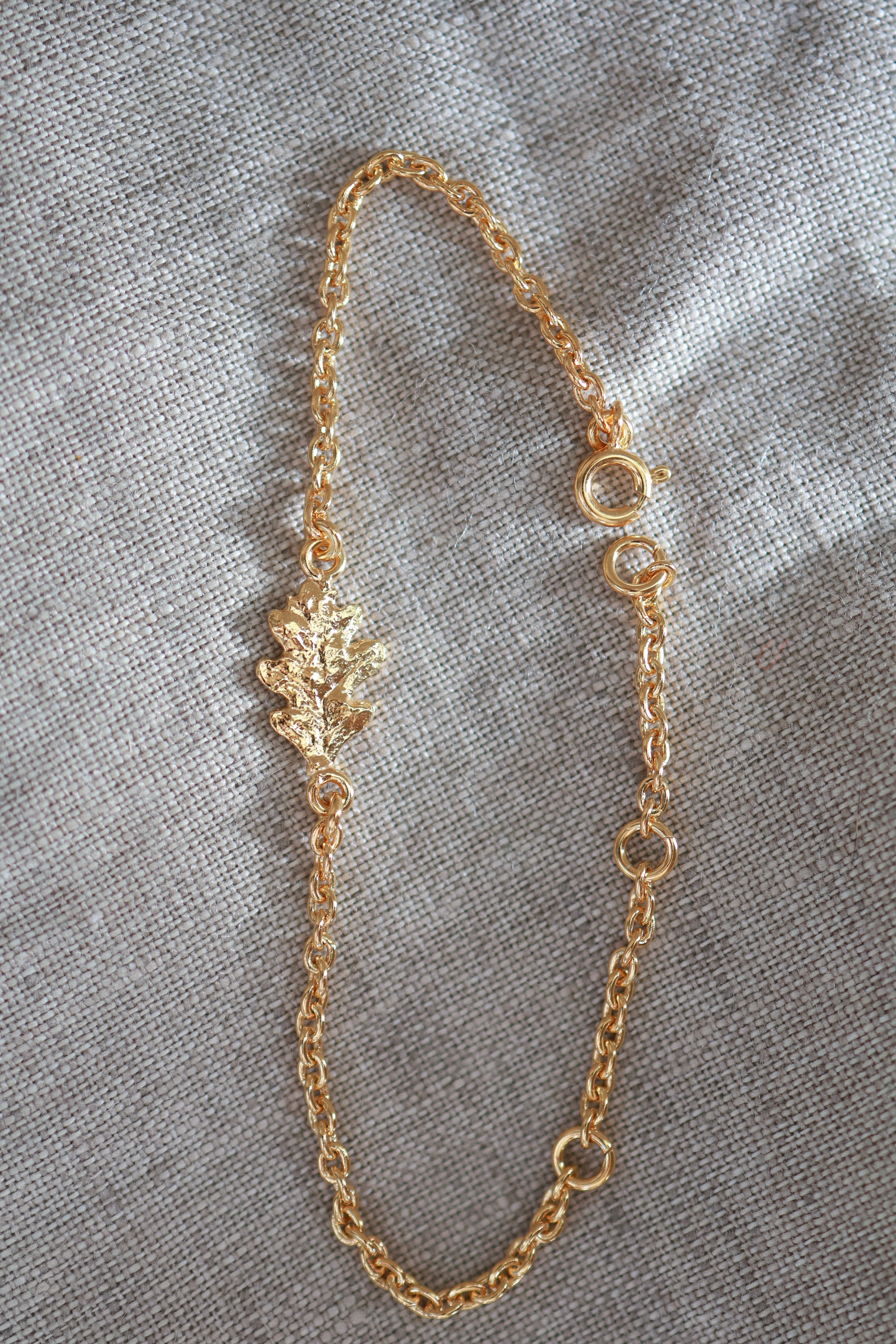 Oak bracelet