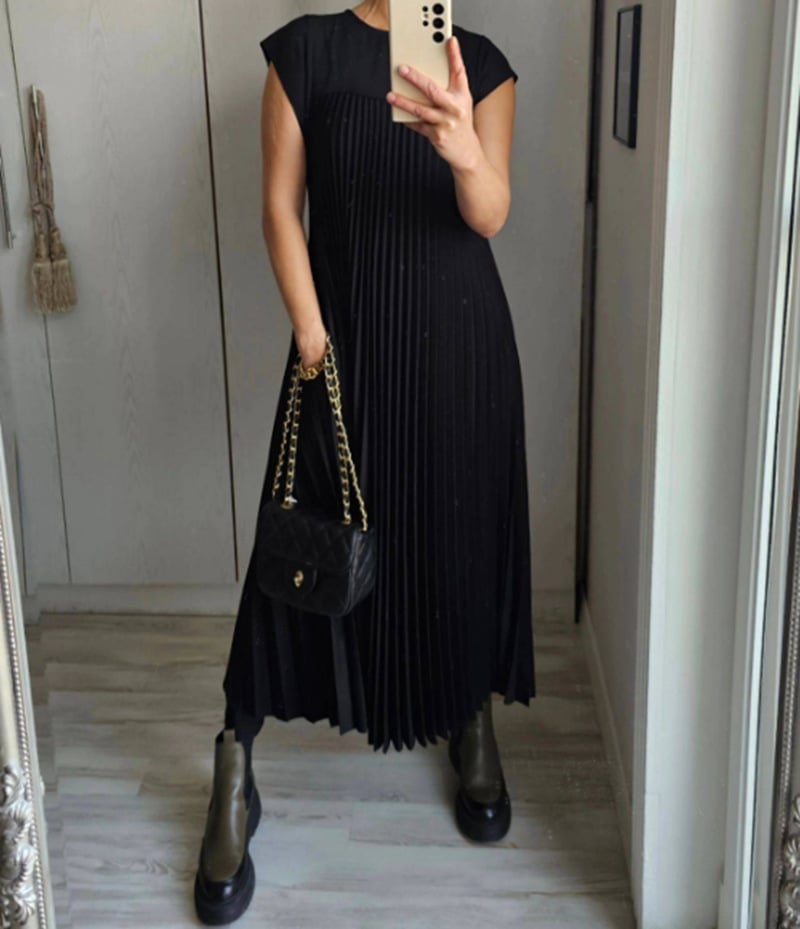 Alvgunn | Elegant And Comfortable Dress