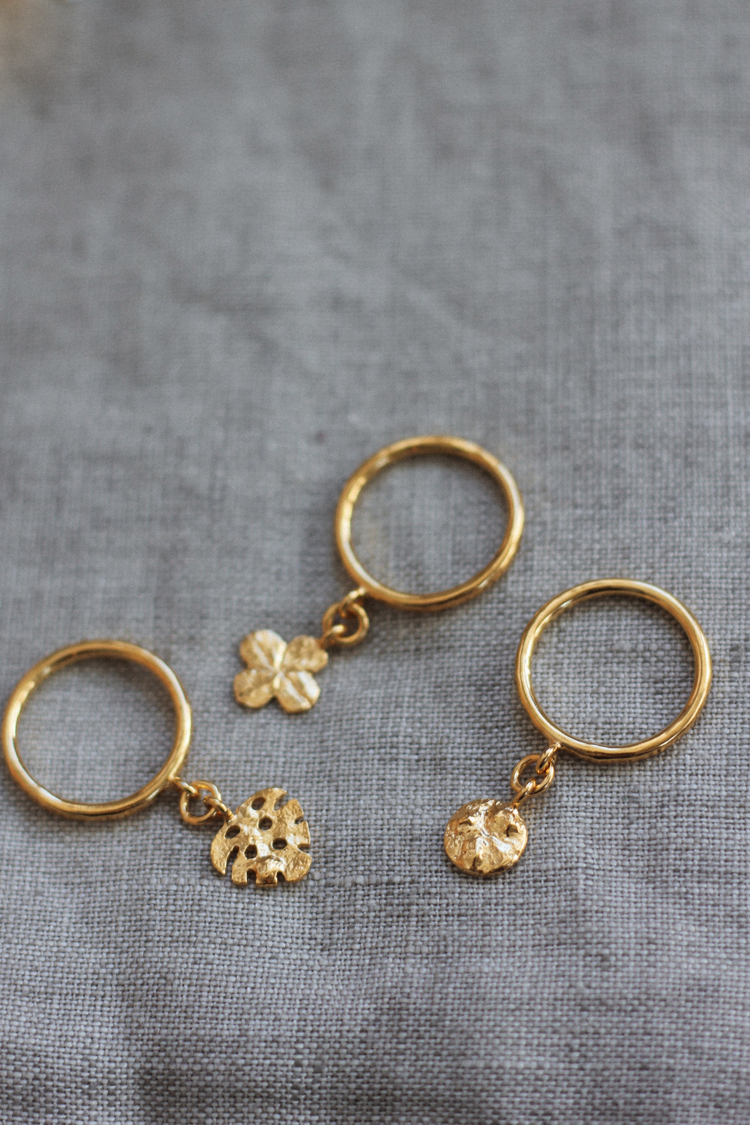 Monstera ring