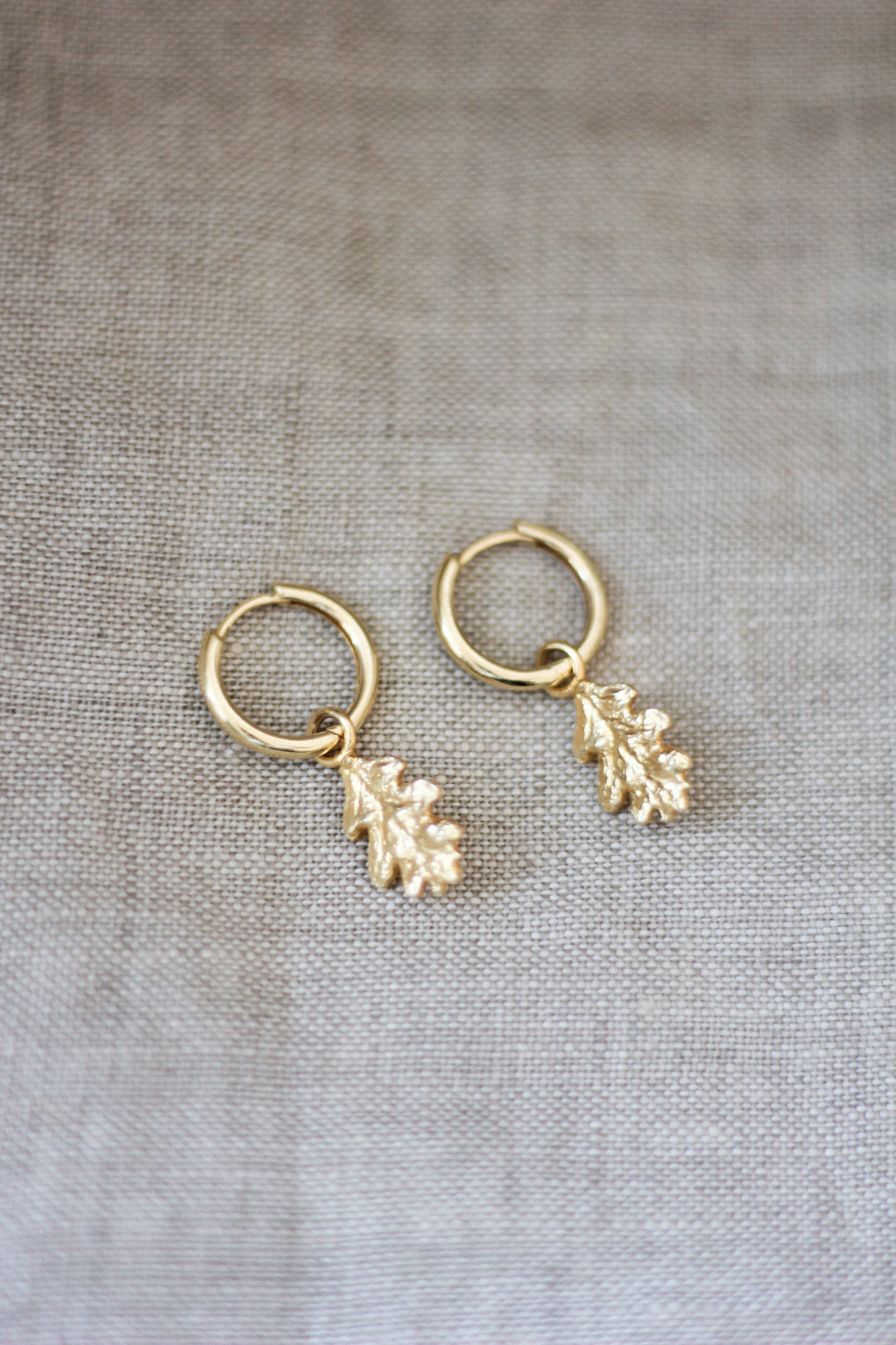 Oak earrings