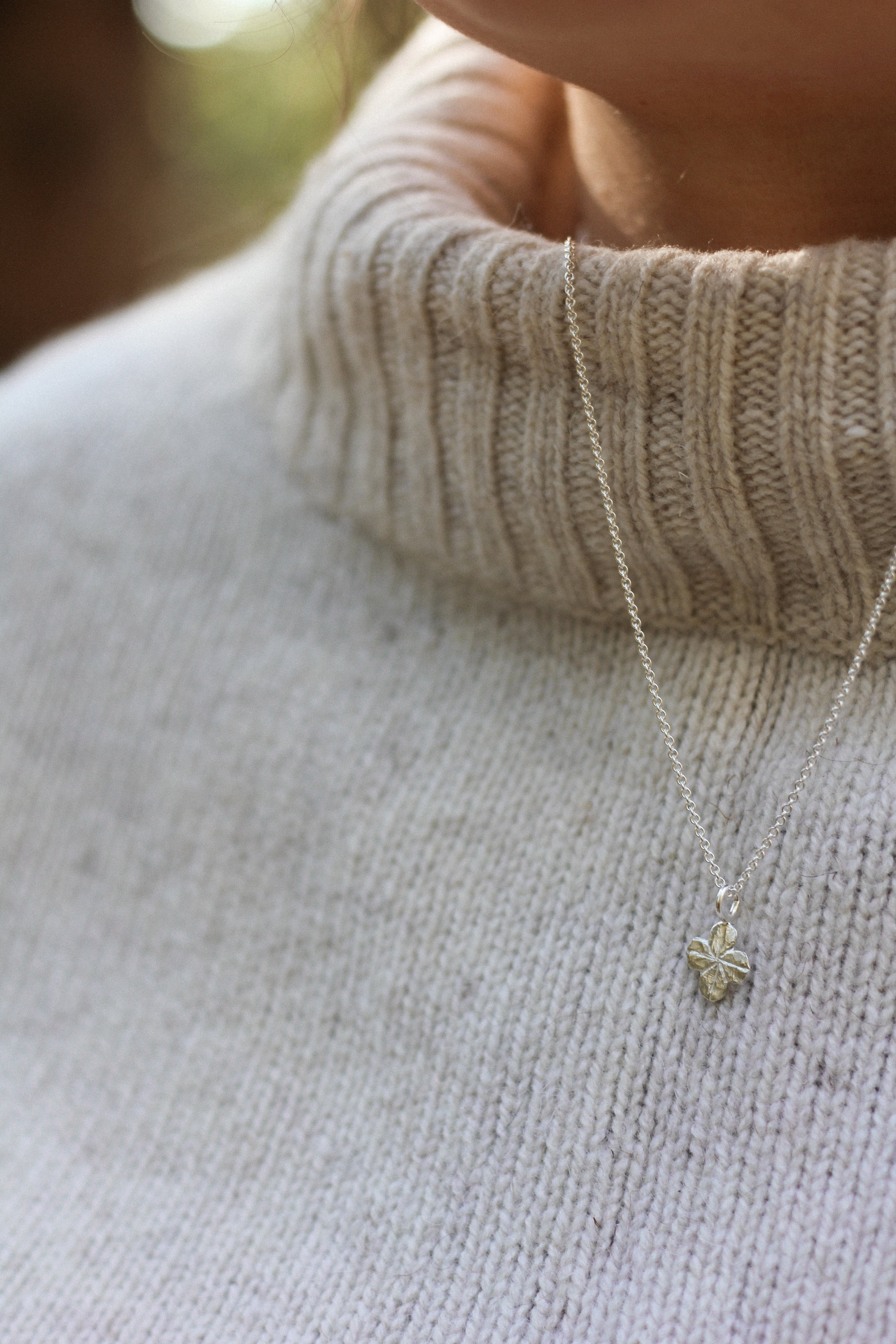 Clover necklace small