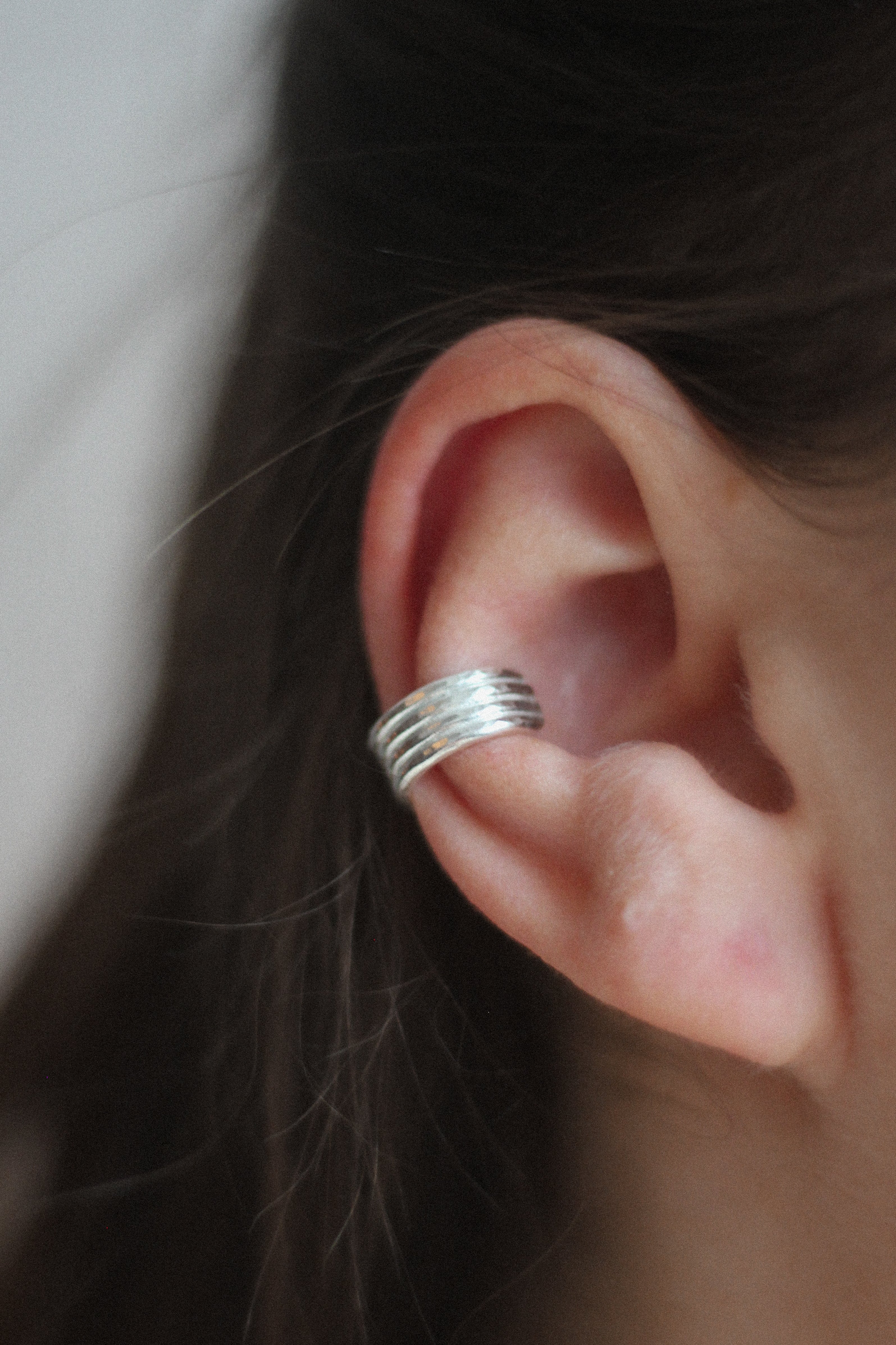 Twig earcuff thick
