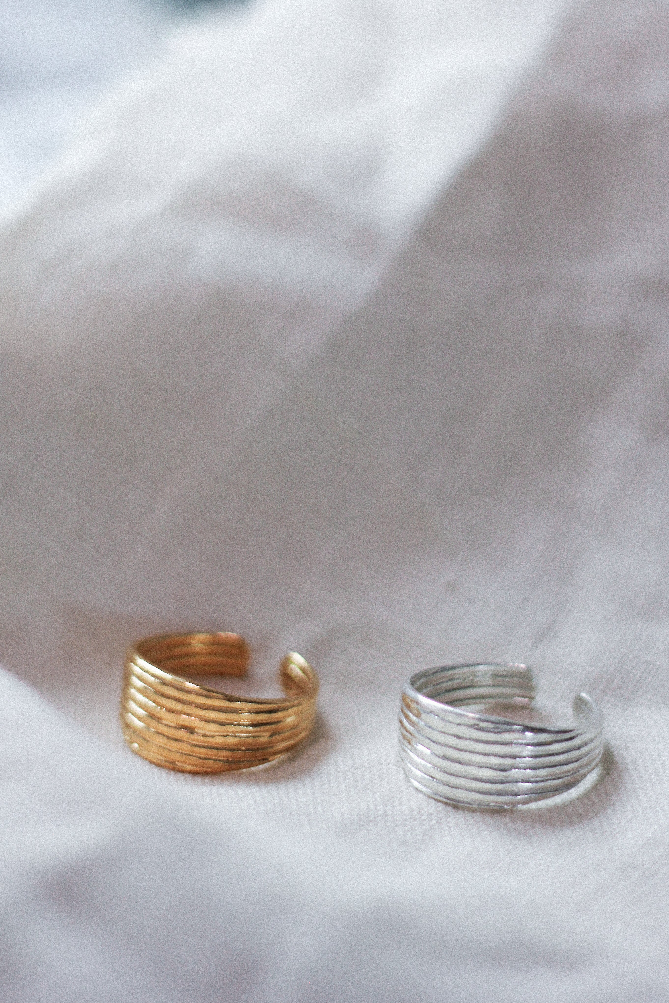 Twig ring wide