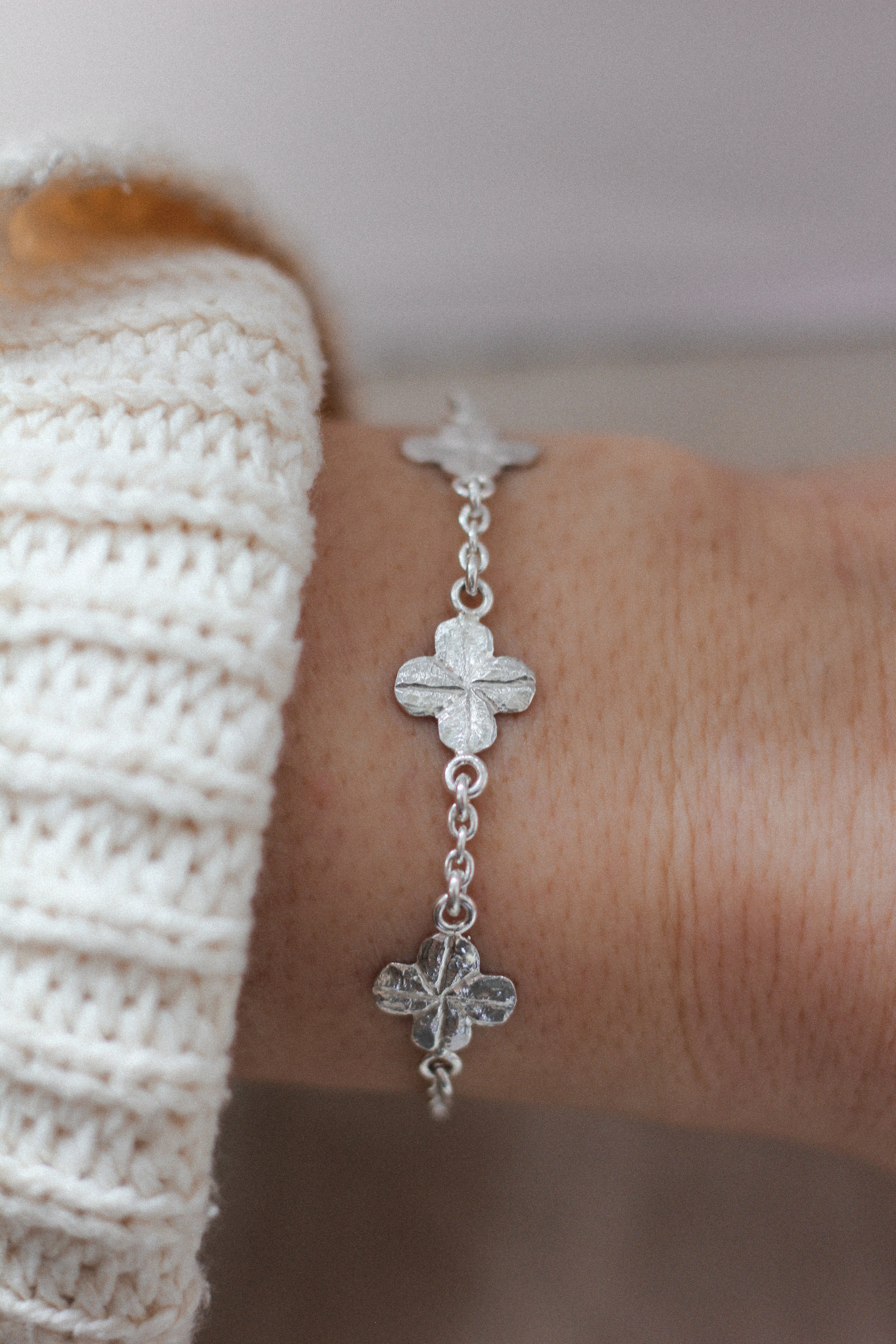 Clover bracelet